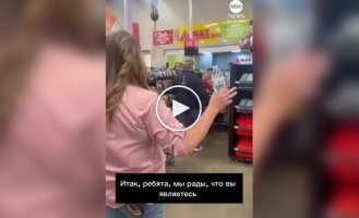 У Техасі покупцям безкоштовно роздали товари через збій у системі касових апаратів