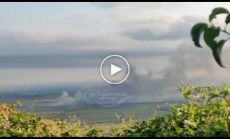 An ammunition depot at a training ground in the city of Stary Krym in the occupied Crimea is on fire and explodes