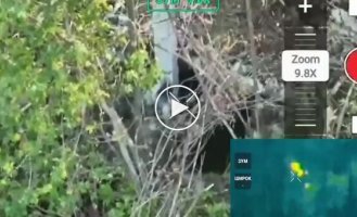 Пограничники уничтожили два вражеских укрытия и плавсредство в Курской области
