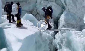 Before us is the most dangerous place on Everest