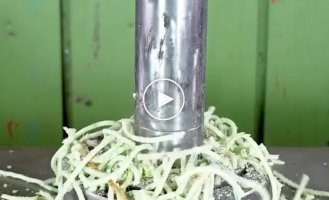 Залипательное видео: гидравлический пресс против разных предметов