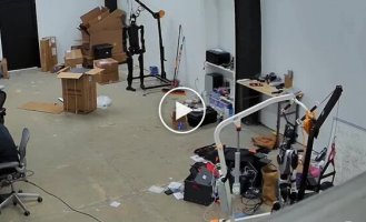 In the US, another robot "became aware" of itself and went crazy right in the lab