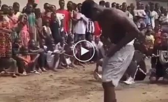 Breakdancing in African style