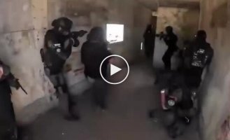 В Англии игрок выиграл матч по страйкболу, используя только нож