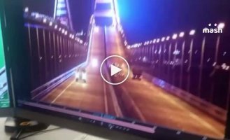 A selection of videos of the explosion on the Crimean bridge. October 8