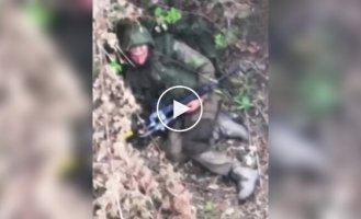 Ukrainian FPV drone destroys a Russian sniper in the Pokrovsky direction