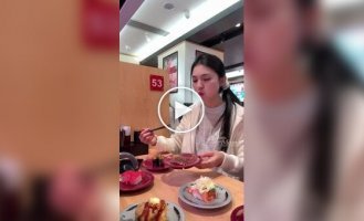 A ​​cafe for introverts in China