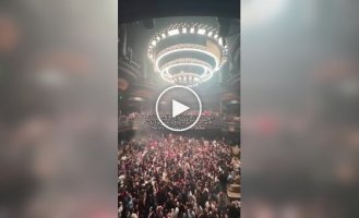 Умопомрачительная система освещения в клубе Лас-Вегаса за 10 миллионов долларов