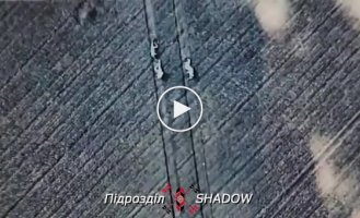 A Ukrainian drone dropped an M67 grenade on three Russian soldiers