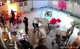 In China, the head of a family touched a gas cylinder and started a fire