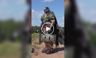 Girl made the armor of the main character of the game DOOM