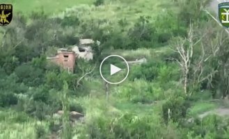 54th mechanized brigade destroys stored equipment and Russians
