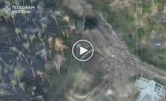 Aerial reconnaissance of the Border Guard Service of Ukraine burned down a Russian T-90M tank