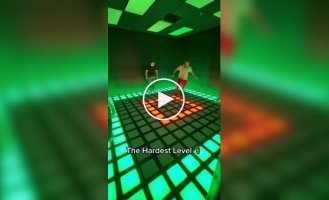 Exciting multi-level game with obstacles