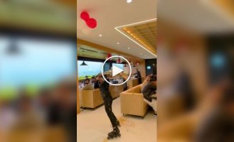 Невдалий день офіціанта