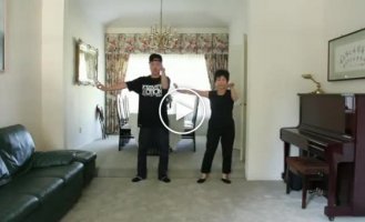 Gangnam Style с мамой