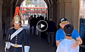 Father doesn't allow son to get close to honor guard