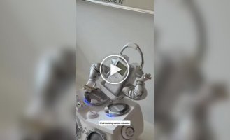 Док-станция для iPod в виде диджея