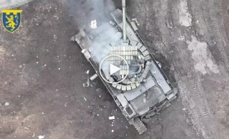 Soldiers of the 103rd ObrTRO hit a Russian tank with a drone