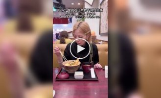 Туристка не знайшла урну в Японії — і відвезла сміття додому