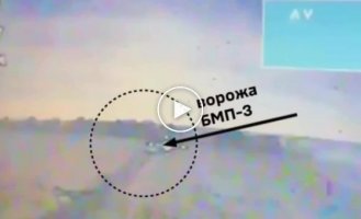 Detonation of the Russian BMP-3 ammunition after the arrival of a Ukrainian FPV drone in the Lugansk region