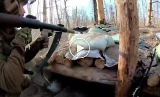 Стрелковый бой в Серебрянском лесу от первого лица бразильского добровольца воюющего за Украину