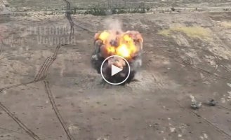 Detonation of enemy tank ammunition near Marinka