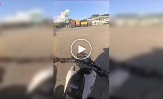 Второй телефон помог: ограбленный парень отследил мотоцикл по GPS