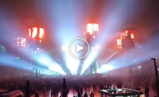 Lightning at Metallica concert delighted fans
