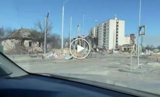 Мы находимся в зоне боевых действий. Здесь крайне опасно