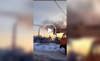 Відео пікірування БПЛА Лютій на один з уже атакованих НПЗ в Росії