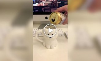 Забавная пивная кружка