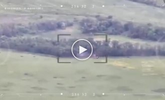 Сили оборони вразили ворожі танки та міномет, які вели вогонь за нашими позиціями на Покровському напрямку.