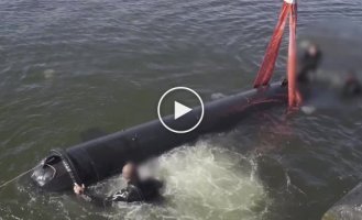 New footage of a Ukrainian underwater drone: Marichka