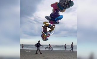In Brazil, they sell balloons as if it were the last day of summer