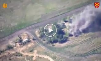 Crews of the 44th Separate Brigade destroy the occupiers' artillery in hidden positions