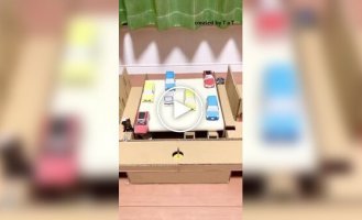 Картонный аналог игры «Crossy Road»