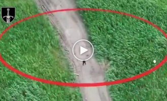 Оператори БПЛА 33-й ОМБр знищують російську піхоту