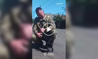 Border guard Andrey, after two years of captivity, met his dog