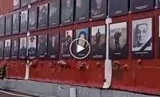 A wall in memory of the occupiers was erected in Russian Novgorod