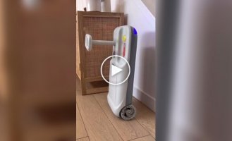 Unusual vacuum cleaner for children