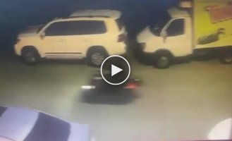 In Kazakhstan, a robber lost a battle with glass