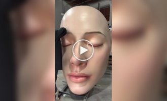 Реалистичные фигуры из воска и силикона