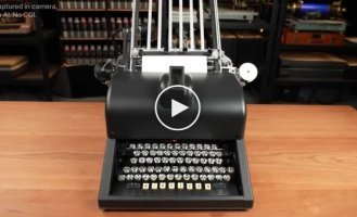 Впечатляющая печатная машинка на десятки тысяч символов