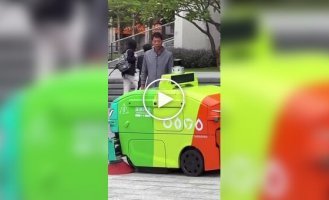 Реакция дворника на робота-уборщика