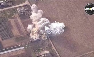 Defense forces from HIMARS destroyed a house that served as a position for the Russian UAV crew