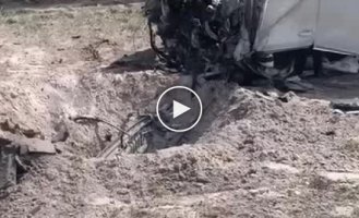 The first footage from the scene of the explosion of Prilepin's car, filmed by a Russian pro-war blogger
