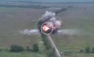 This video was shared by the defender of Ukraine "Kaban" who destroyed the Russian BC