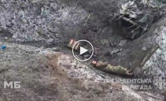 Bakhmut direction, Ukrainian kamikaze drones attack Russian infantry