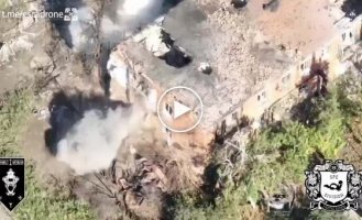 Two buildings crumbled together with Russian invaders from the strikes of kamikade drones.